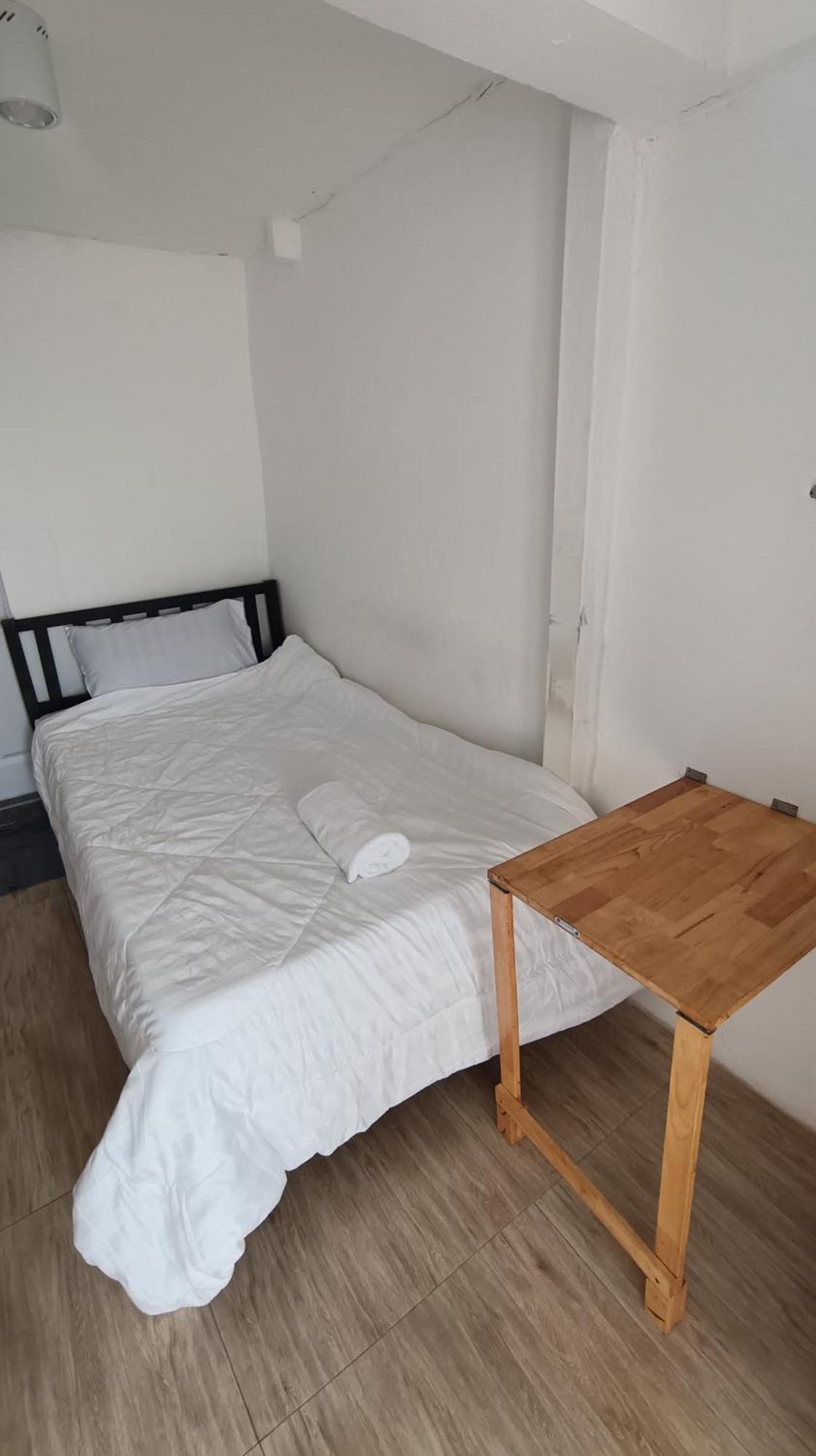 Chubby 9 Single Room Bangkok Ngoại thất bức ảnh